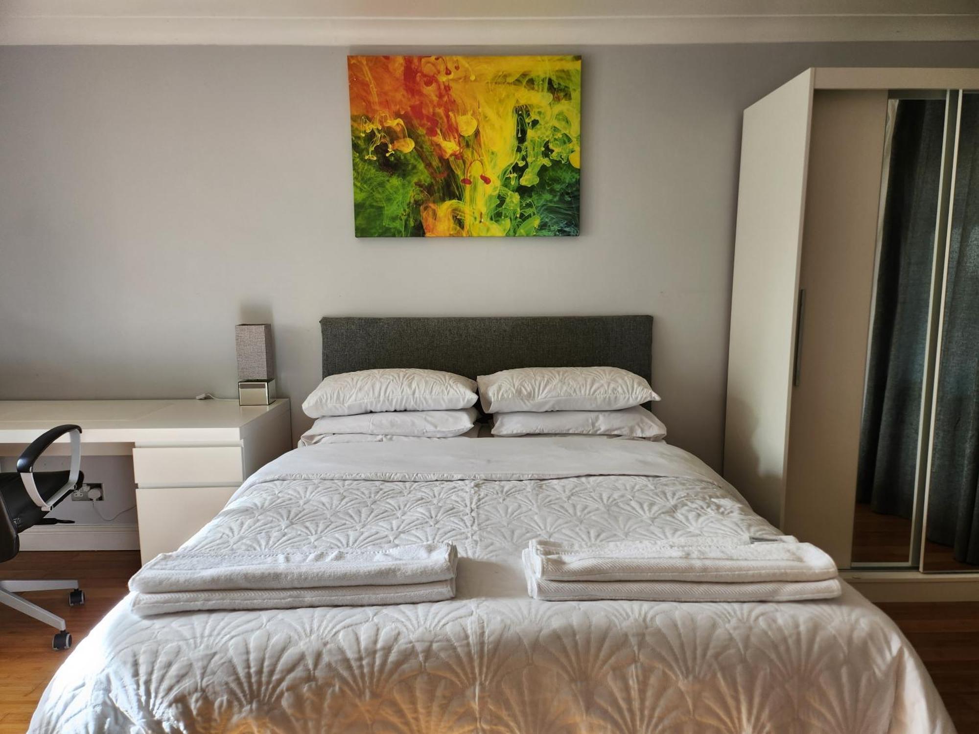 Homestay Pembroke Way